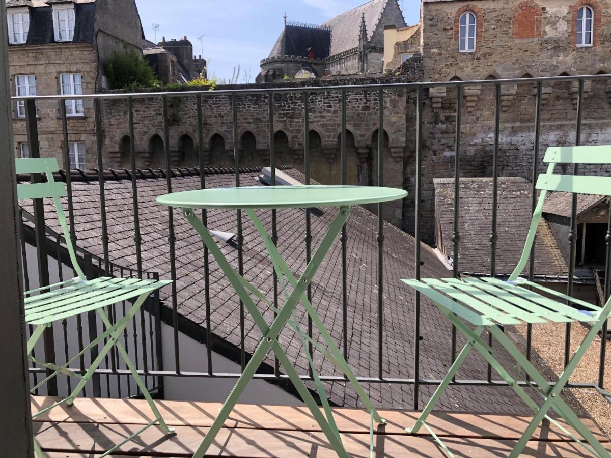 Vue Sur Remparts - Coeur De Vannes- 2Ch Bagian luar foto