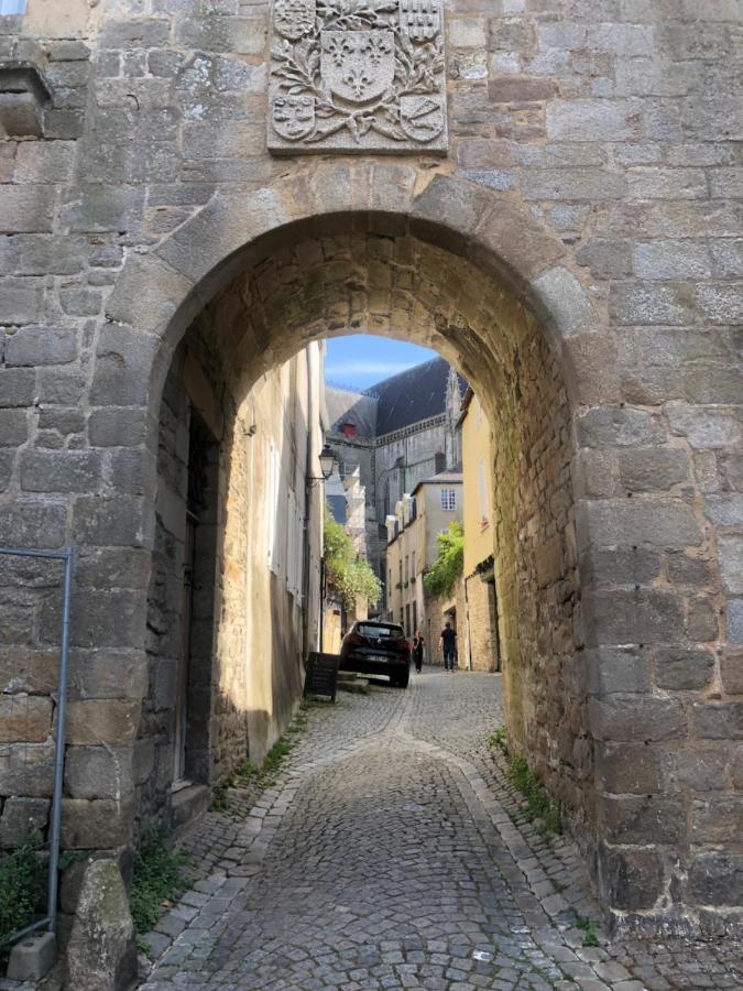 Vue Sur Remparts - Coeur De Vannes- 2Ch Bagian luar foto